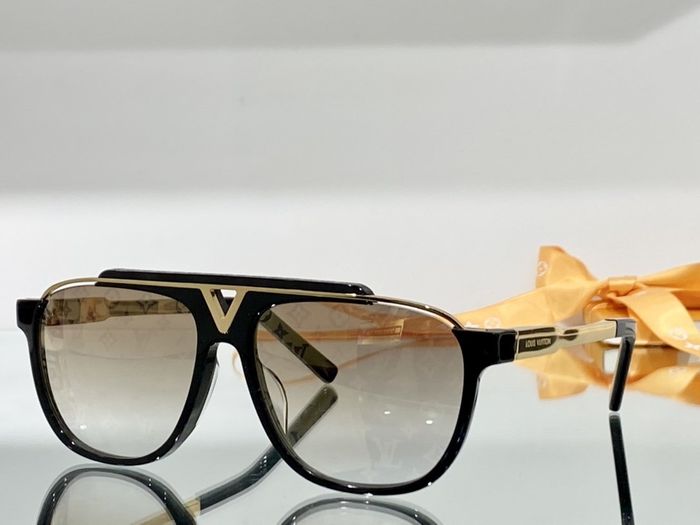Louis Vuitton Sunglasses Top Quality LVS00459